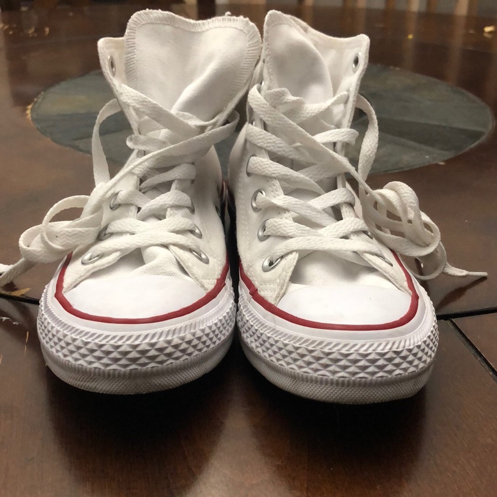 White converse